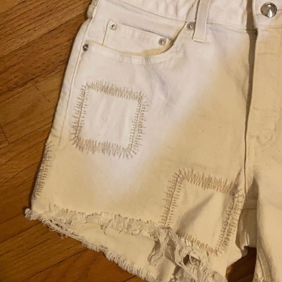 DEREK LAM Shorts - Picture 6 of 9